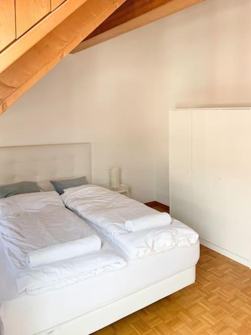 Charming Penthouse With Veranda In The Center Of Brig Kültér fotó