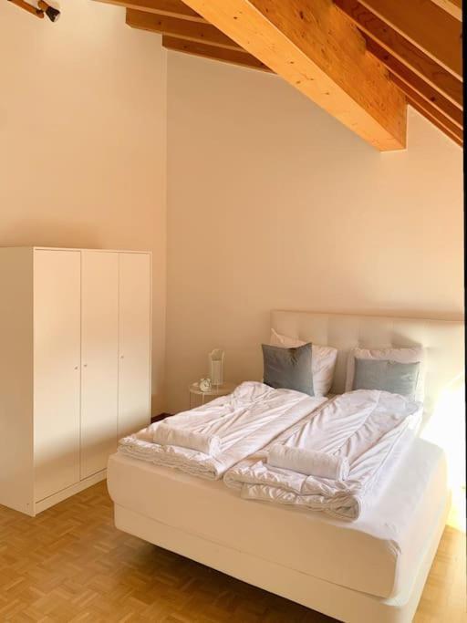 Charming Penthouse With Veranda In The Center Of Brig Kültér fotó