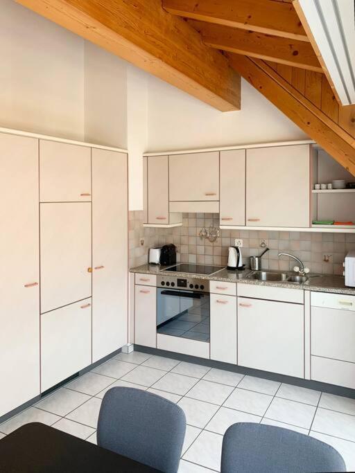 Charming Penthouse With Veranda In The Center Of Brig Kültér fotó